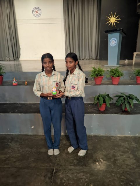 Student Sculptures & Clay Workshop 11