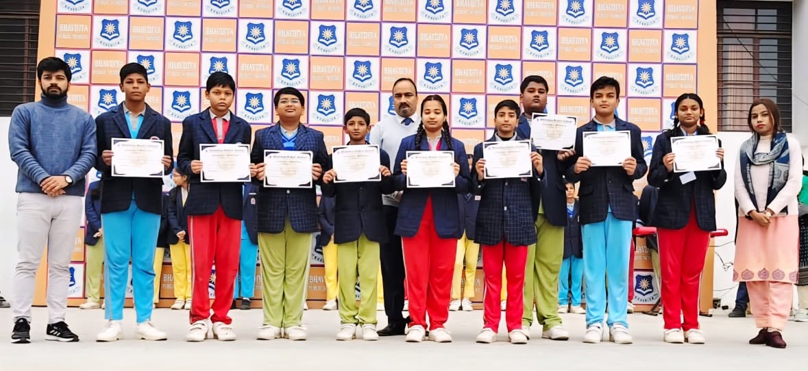 In compliance with the CBSE Circular, Bhavdiya Public School organized a Vande Mataram Quiz during the morning assembly. The event witnessed enthusiastic participation from students, reflecting their knowledge, confidence, and patriotic spirit. Outstandin