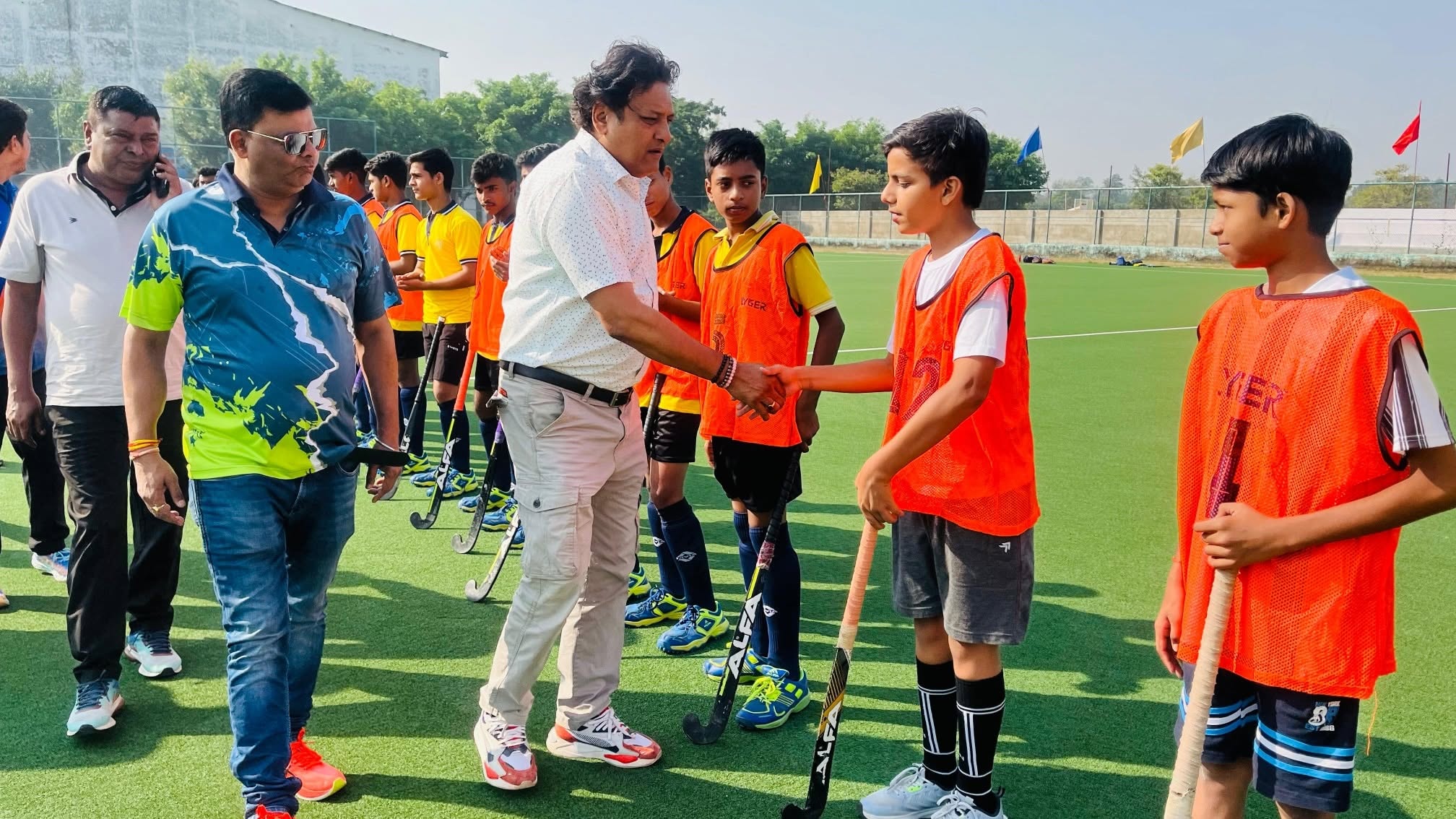 On the occasion of Indian Hockey Century Celebration, a hockey competition was organized by the Ayodhya Hockey Association at Jawahar Navodaya Vidyalaya. Five teams participated in total, where Bhavdiya Public School, in collaboration with JNV, secured th
